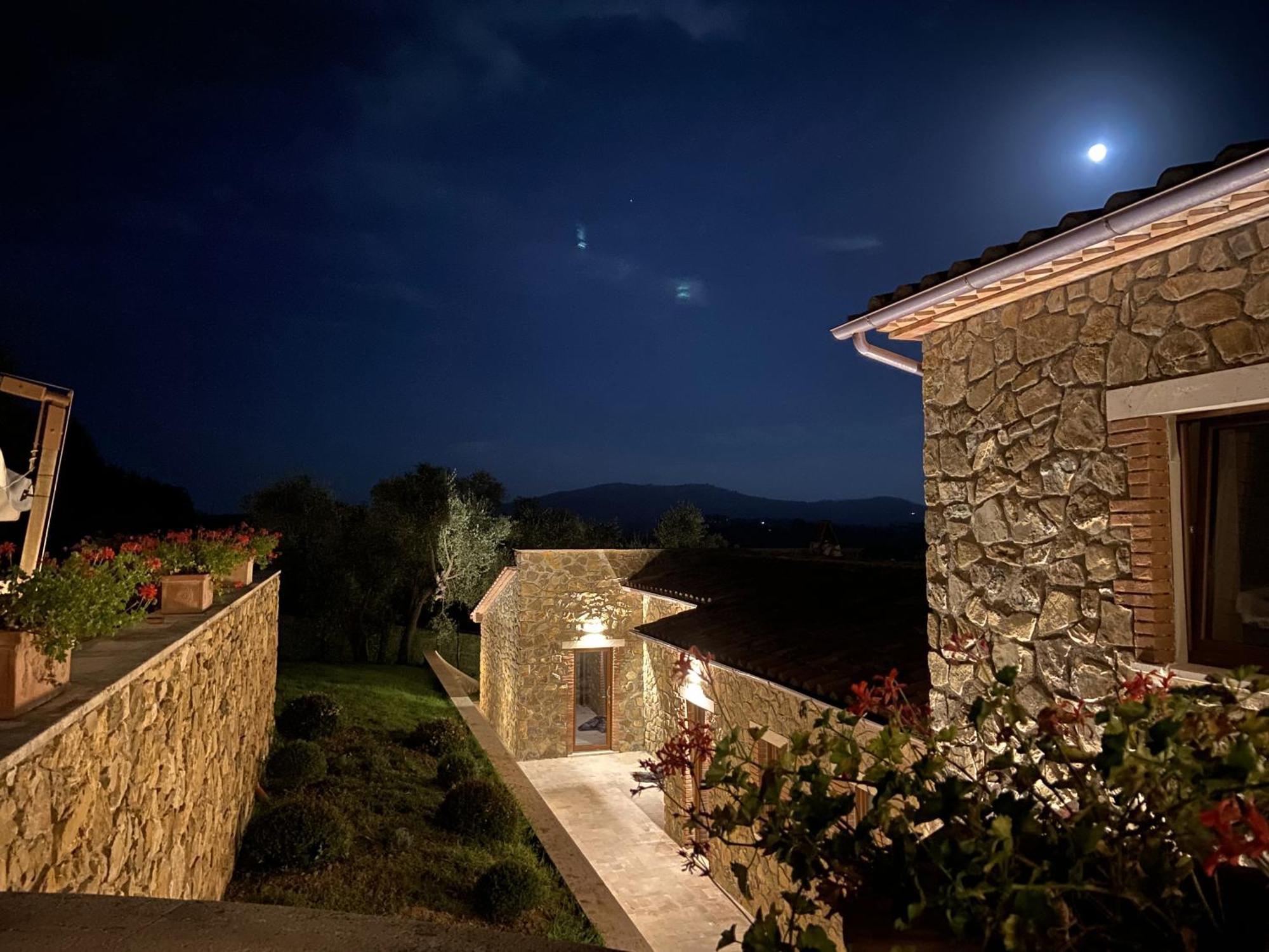 Fattoria Pianetti Guest House Manciano Ngoại thất bức ảnh